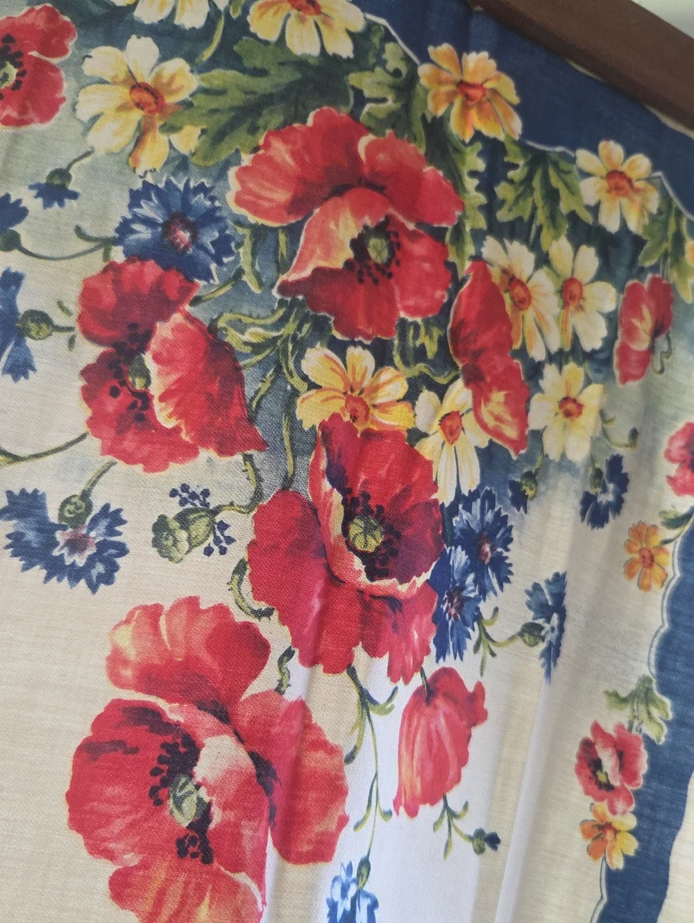 Vintage G W Litho  Craft Floral Tee Towel 1 Ct.
